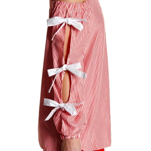 Do+Be Striped Off Shoulder Bow Tied Sleeves Blouse - Picture 3 of 12